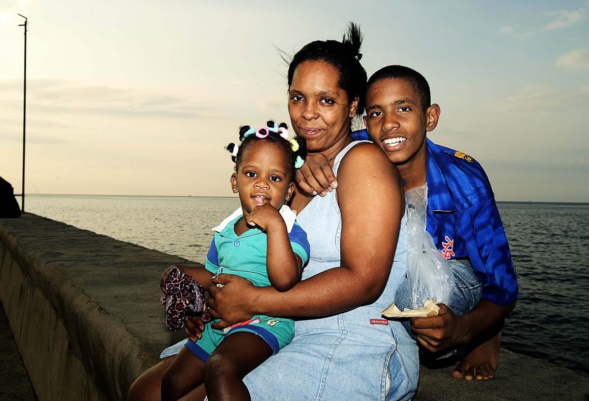 Little Family: Faces de Cuba